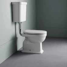 Alsó kifolyású WC csésze Alsó kifolyású WC csésze