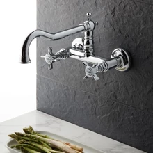 Felső kifolyócsővel Felső kifolyócsővel