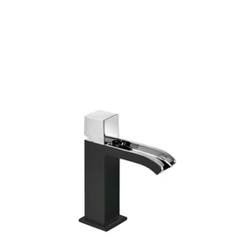 Tres Cuadro Exclusive egy fogantyús mosdócsaptelep nyitott cascade kifolyóval fekete-króm 00611002NE Tres Cuadro Exclusive egy fogantyús mosdócsaptelep nyitott cascade kifolyóval fekete-króm 00611002NE
